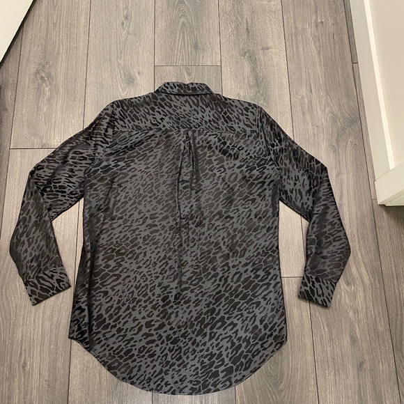 Equipment Essential Black Leopard Print Blouse Size M - Picture 5 of 6